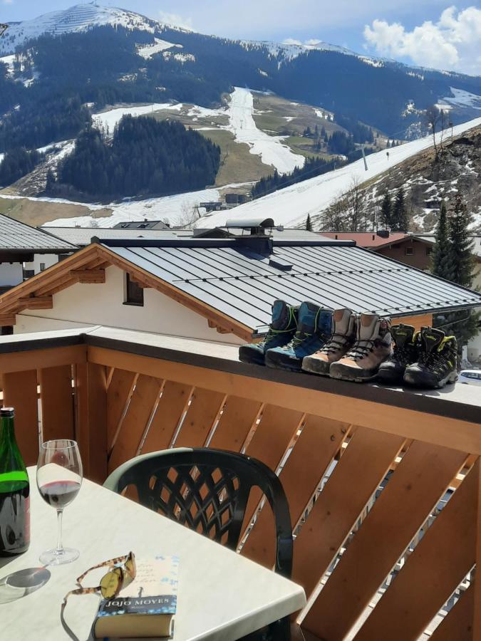 Landhaus Marten Apartment Saalbach-Hinterglemm Exterior photo